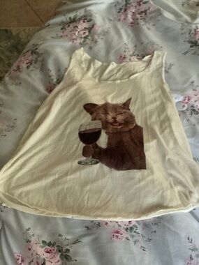 White Sleeveless Cat Shirt Sz M